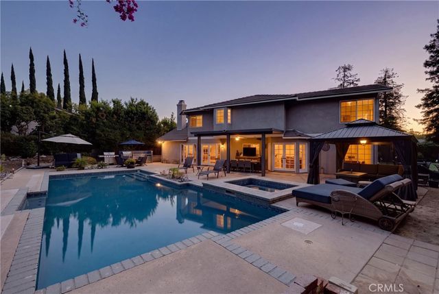 21335 Dove, Chatsworth, CA 91311