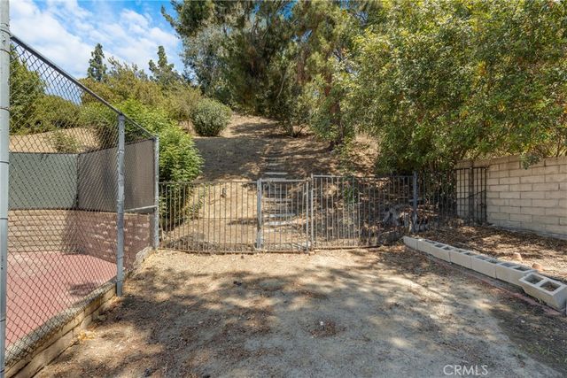 21335 Dove, Chatsworth, CA 91311