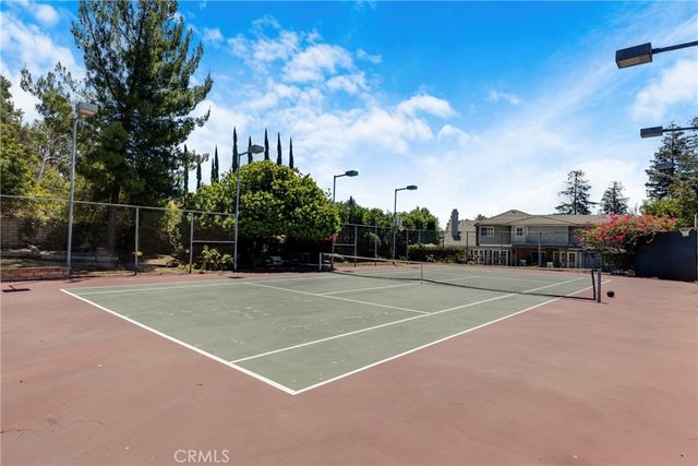 21335 Dove, Chatsworth, CA 91311