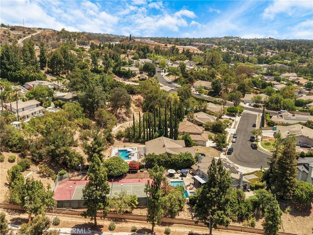 21335 Dove, Chatsworth, CA 91311