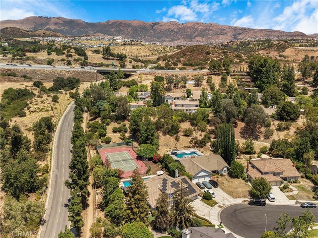 21335 Dove, Chatsworth, CA 91311