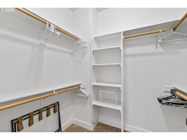 9414 Se CAUSEY Ave, Happy Valley, OR 97086