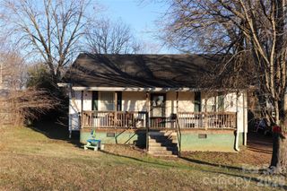 1015 9th Street, Statesville, NC 28677