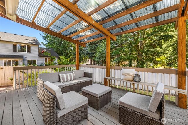 16802 55th Place W, Lynnwood, WA 98037