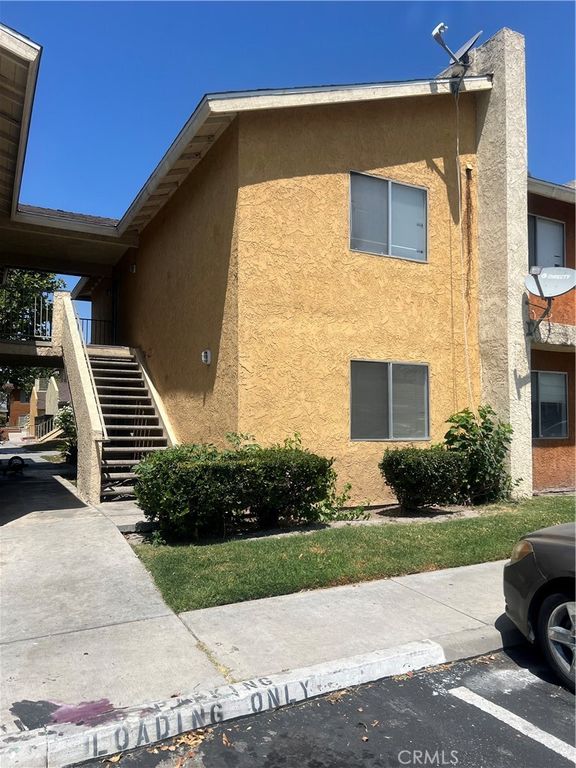 1025 N Tippecanoe 238, San Bernardino, CA 92410