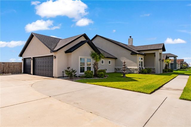 2258 Loxley Dr, Corpus Christi, TX 78415