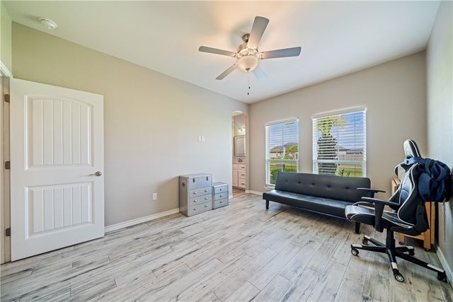 2258 Loxley Dr, Corpus Christi, TX 78415