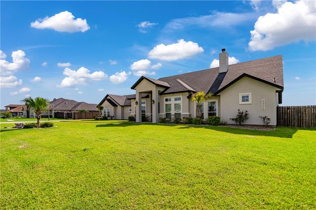 2258 Loxley Dr, Corpus Christi, TX 78415