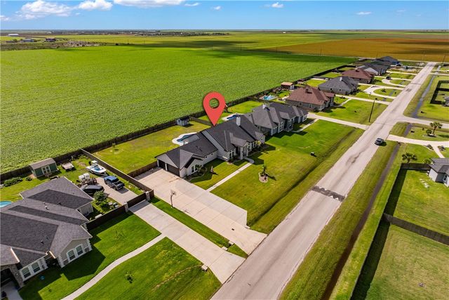 2258 Loxley Dr, Corpus Christi, TX 78415