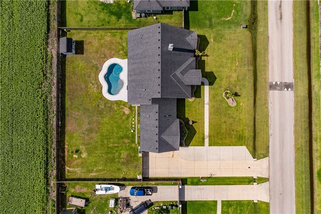 2258 Loxley Dr, Corpus Christi, TX 78415