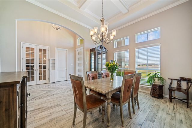 2258 Loxley Dr, Corpus Christi, TX 78415