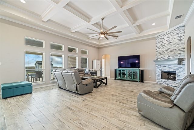 2258 Loxley Dr, Corpus Christi, TX 78415