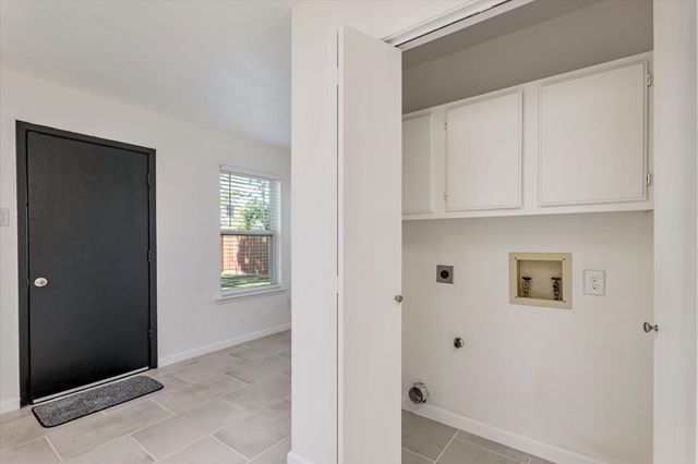 4305 Pineridge Drive, Garland, TX 75042