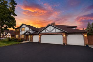 13158 S Oak Hills Parkway 1A, Palos Heights, IL 60463