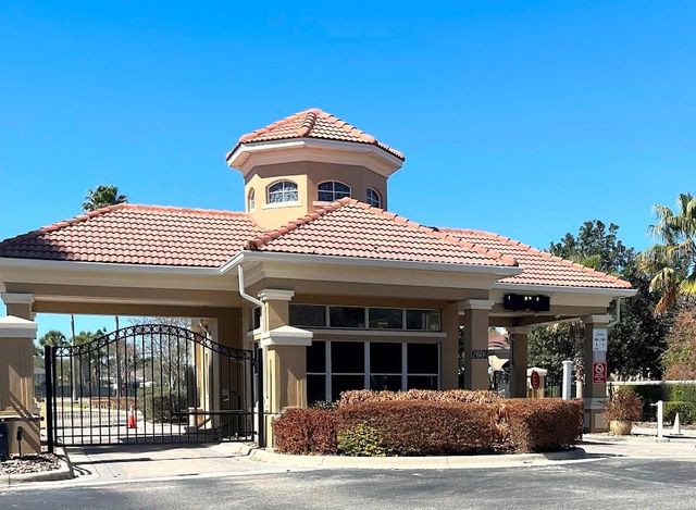 2534 MANESHAW LANE, Kissimmee, FL 34747