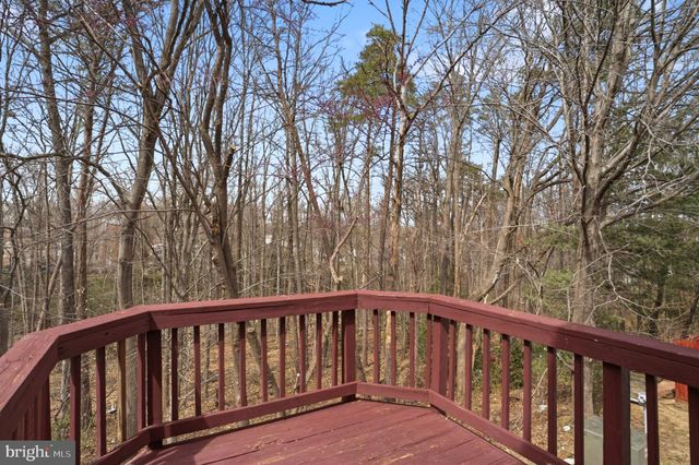 2706 BRIER POND CIR, Woodbridge, VA 22191