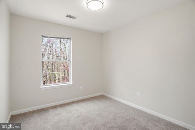 2706 BRIER POND CIR, Woodbridge, VA 22191