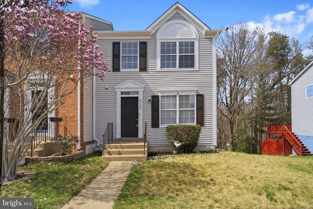 2706 BRIER POND CIR, Woodbridge, VA 22191