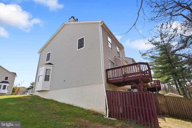 2706 BRIER POND CIR, Woodbridge, VA 22191