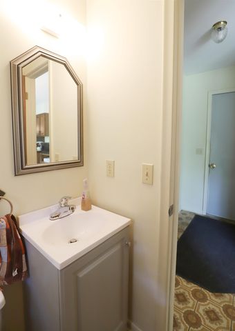 10011 W Coldwater Road, Flushing, MI 48433