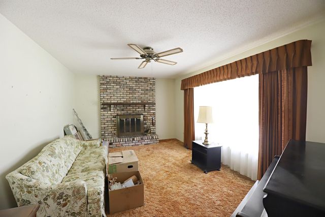 10011 W Coldwater Road, Flushing, MI 48433