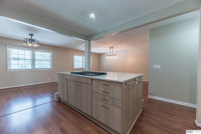 1530 S 142nd Circle, Omaha, NE 68144