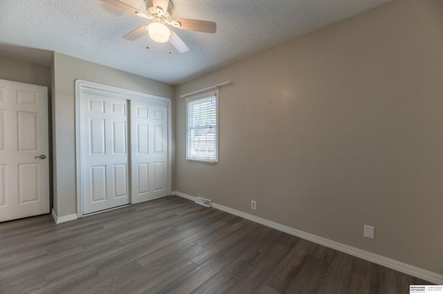 1530 S 142nd Circle, Omaha, NE 68144