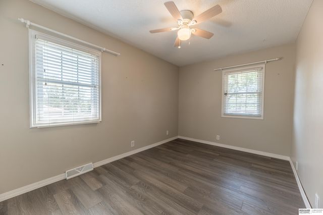 1530 S 142nd Circle, Omaha, NE 68144