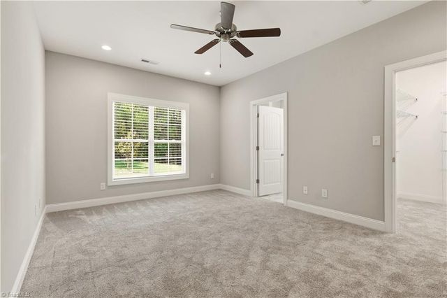 901 Kinloch Drive, Winston-salem, NC 27107