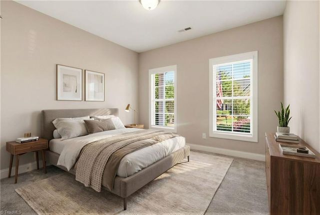 901 Kinloch Drive, Winston-salem, NC 27107