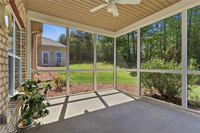 901 Kinloch Drive, Winston-salem, NC 27107