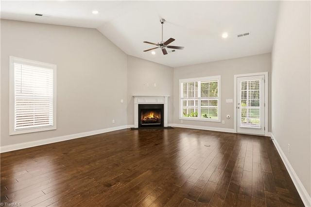 901 Kinloch Drive, Winston-salem, NC 27107