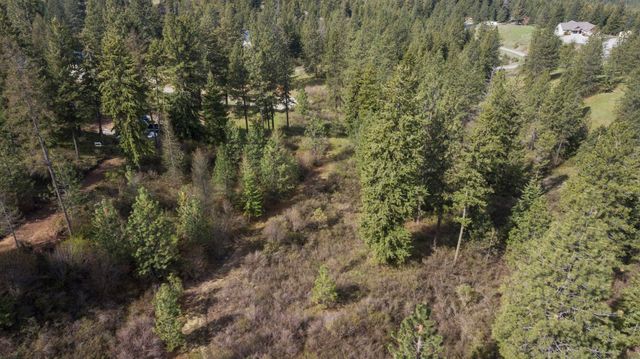 N Rockspring Ln, Mead, WA 99021