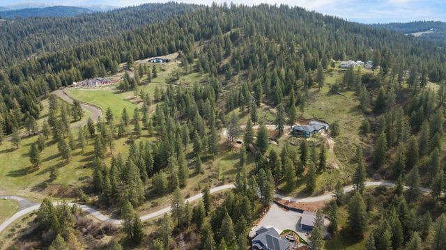 N Rockspring Ln, Mead, WA 99021