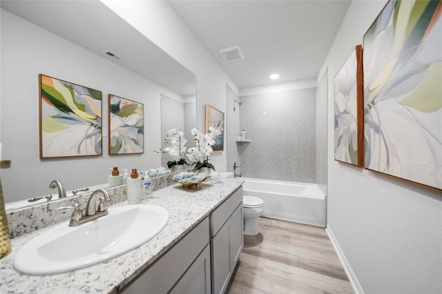 1052 Lilly Lane, Bellville, TX 77418