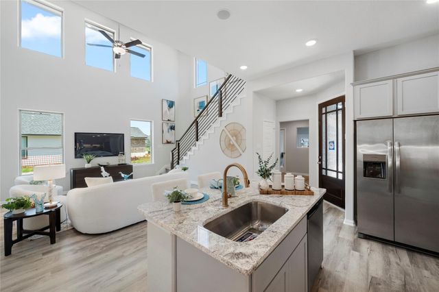 1052 Lilly Lane, Bellville, TX 77418