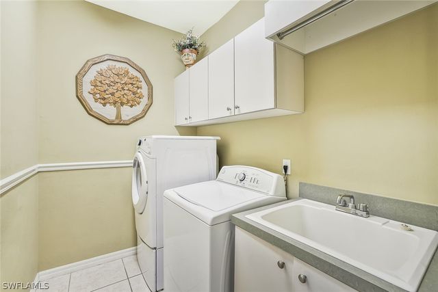 9889 Clear Lake CIR, Naples, FL 34109