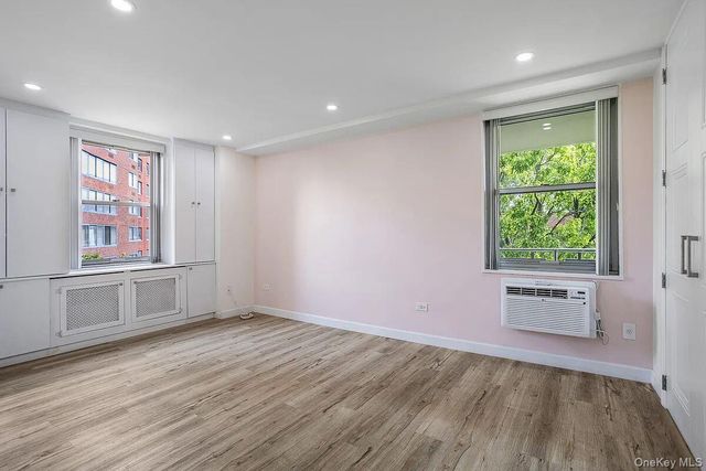 61-25 97th Street 5A, Rego Park, NY 11374