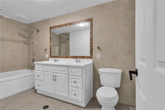 9155 Nesbit Ferry Road 96, Alpharetta, GA 30022