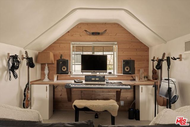 1927 S Marvin Avenue, Los Angeles, CA 90016