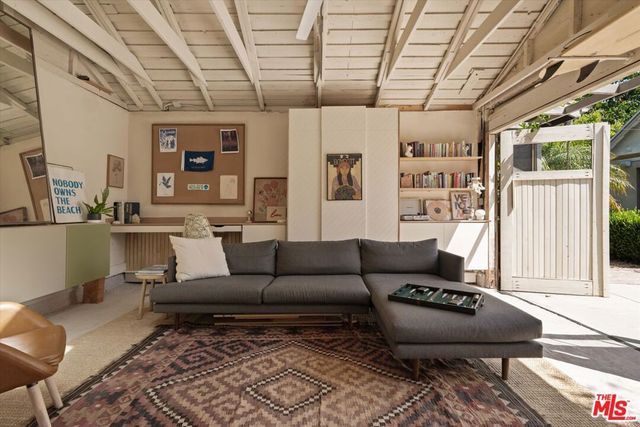 1927 S Marvin Avenue, Los Angeles, CA 90016