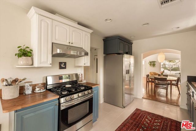 1927 S Marvin Avenue, Los Angeles, CA 90016