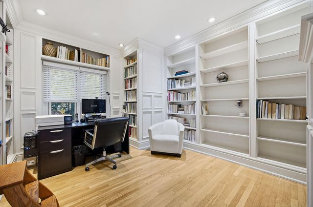 455 Walhalla Road, Columbus, OH 43202