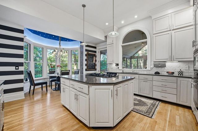 455 Walhalla Road, Columbus, OH 43202