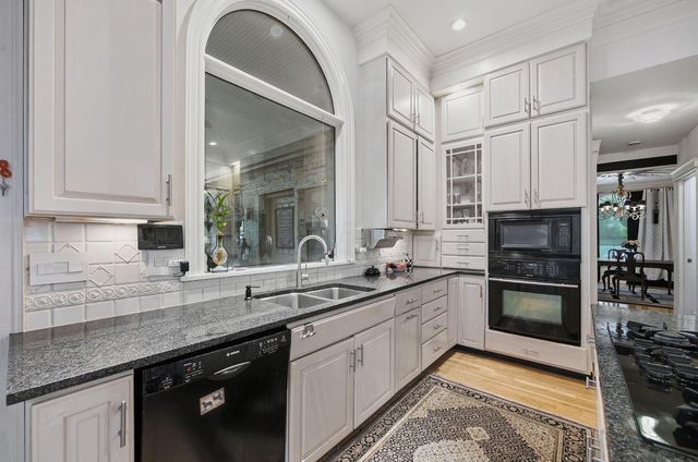 455 Walhalla Road, Columbus, OH 43202