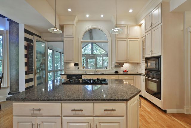 455 Walhalla Road, Columbus, OH 43202