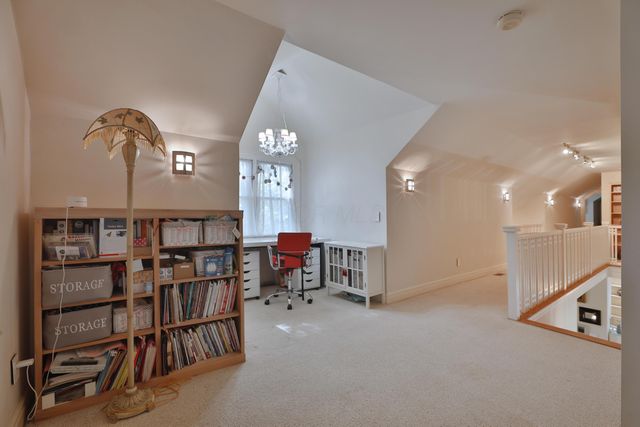 455 Walhalla Road, Columbus, OH 43202