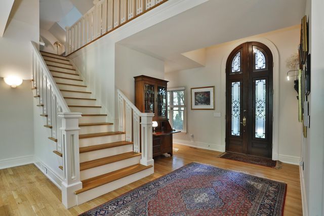 455 Walhalla Road, Columbus, OH 43202