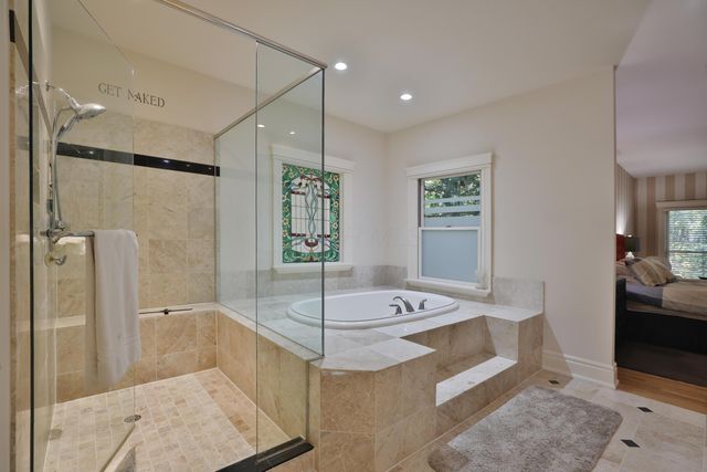 455 Walhalla Road, Columbus, OH 43202