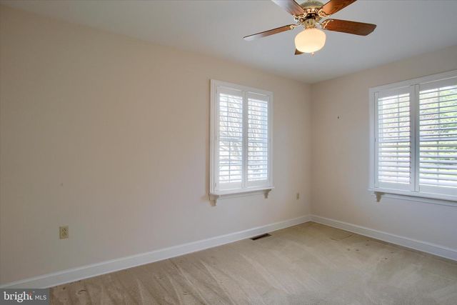 20 WINDSOR WAY, Camp Hill, PA 17011